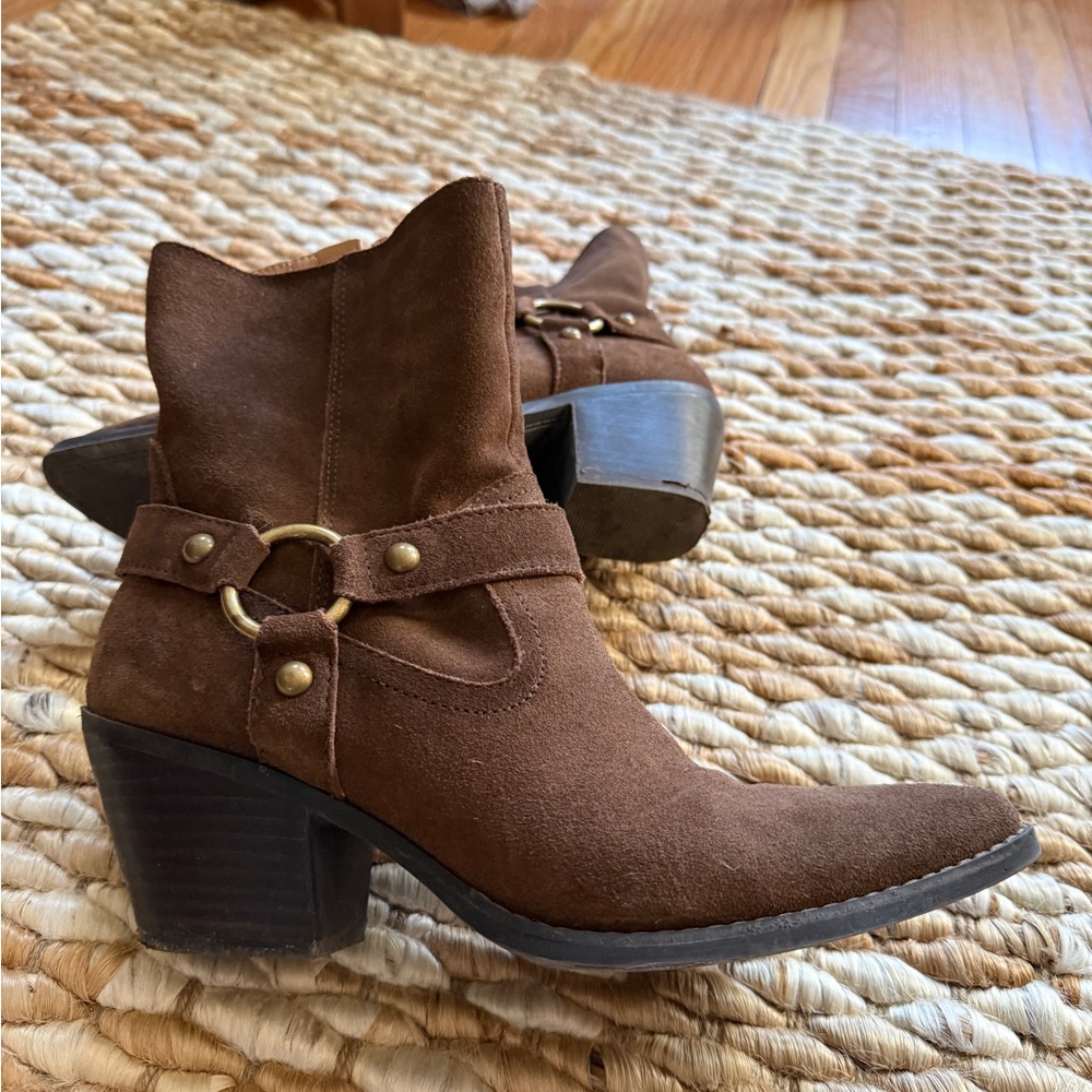 Crown Vintage Brown Suede Western Ankle Booties